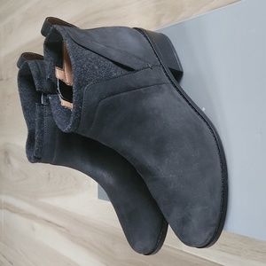 Vionic Hope Joslyn Chelsea boot sz 7.5 black/charcoal weather resistant
